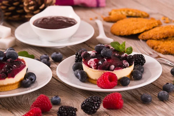 Cheesecakes Mixed Berries — Stock Photo, Image