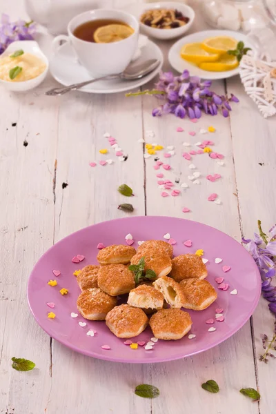 Pasteles Hojaldre Con Crema Custrad —  Fotos de Stock