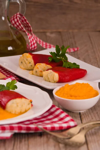 Pimientos Rellenos Piquillo Con Bacalao —  Fotos de Stock