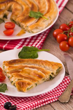 Spanakopita, Yunan ıspanak pasta.