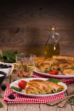 Spanakopita, Yunan ıspanak pasta.