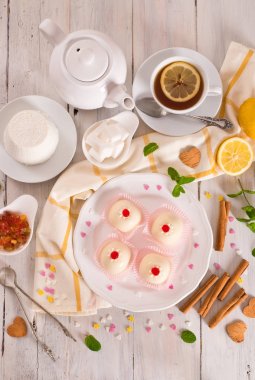 Sicilya ricotta kek (Cassata).