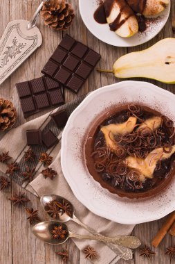 Armut ve çikolata tart.