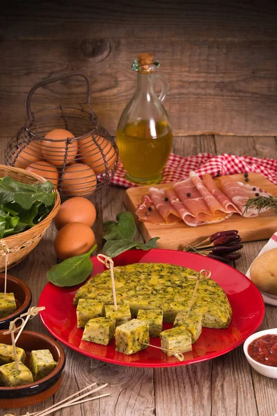 Spaanse Omelet Met Spinazie — Stockfoto