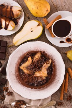 Armut ve çikolata tart.