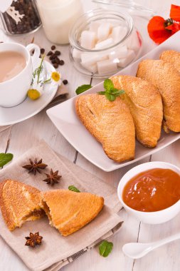Floransa tatlı puf böreği.