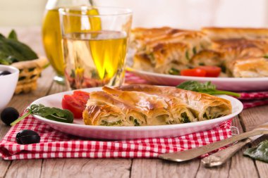 Spanakopita, Yunan ıspanak pasta.