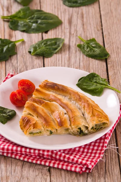 Spanakopita, Yunan ıspanak pasta.