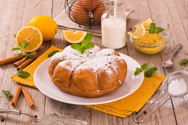 Tårta Med Citron Grädde Fyllning — Stockfoto