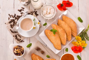 Floransa tatlı puf böreği.