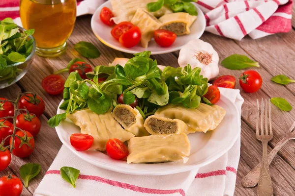 Maultaschen Swabian Filled Pasta Ravioli — Stock Photo, Image