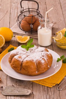 Limon kremalı dolgulu kek.