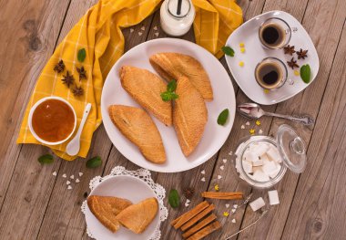 Floransa tatlı puf böreği.