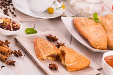 Floransa tatlı puf böreği.