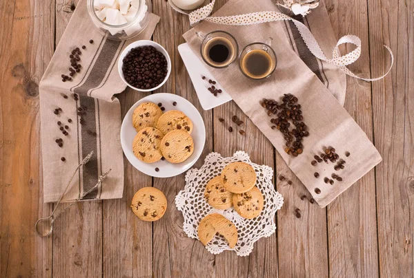 Chocolate Chip Cookies Coffee White Dish — Stock Photo, Image