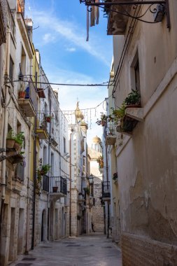 Sokak arası, Rutigliano. Puglia. İtalya.