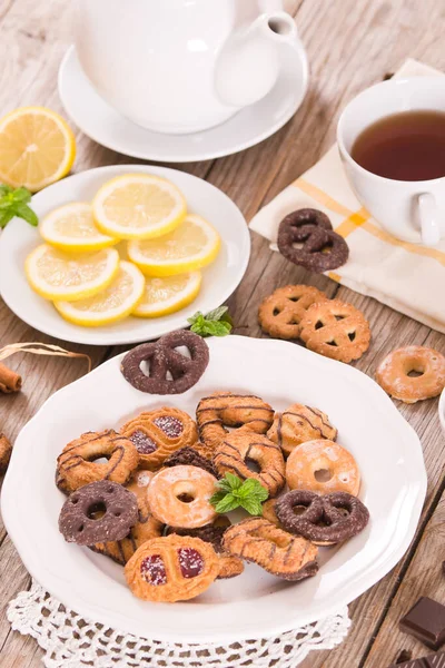 Shortcrust Pastry Biscuits White Dish — Stock Photo, Image