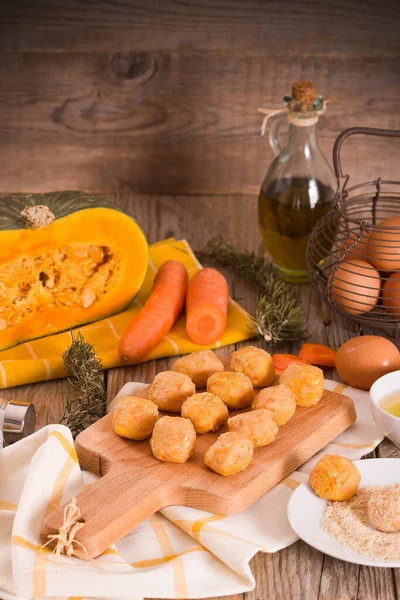 Pumpkin Chicken Meatballs Carrots Cutting Board — Stock Photo, Image