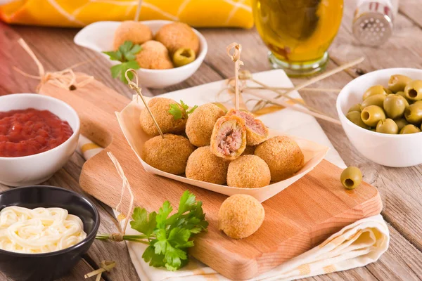 Ascoli Stuffed Olives Wooden Table — Stock Photo, Image