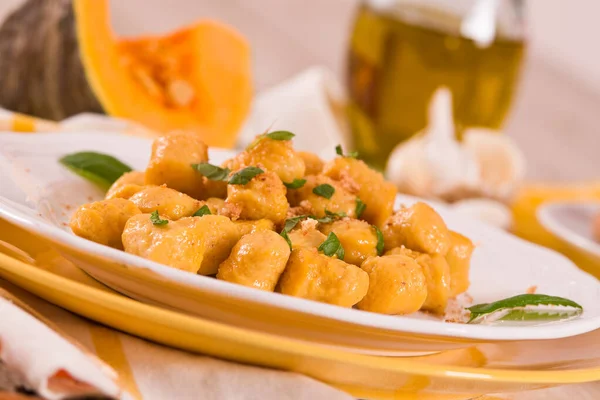 Gnocchi Calabaza Con Galletas Amaretti Ralladas — Foto de Stock