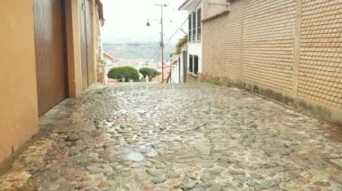 Şehir Sucre, Bolivya başkenti yürüme. 4k video. Beyaz Şehir.