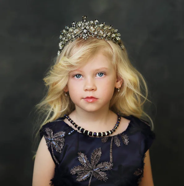 Blond Little Girl Crown Dark Background Fashion Kid — Stock Photo, Image