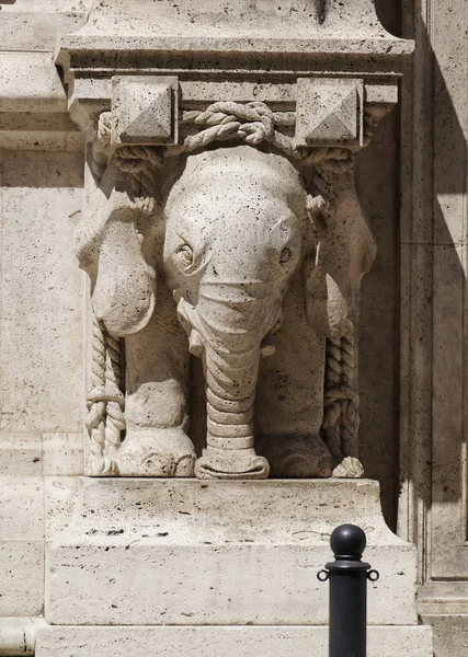 Details Der Architektur Historische Gebäude Italiens Steinmauern Und Steinmasken Ascoli — Stockfoto