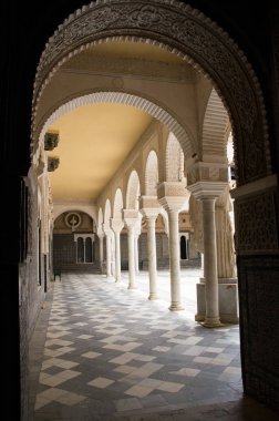 Tarihi binaları ve anıtlar, Seville, İspanya. Mimari detaylar, taş cephe ve müzeler. Alcazar Sarayı