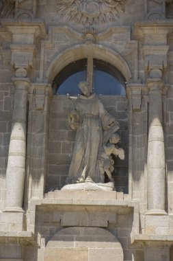 Aziz Francis heykel Santiago de Compostela İspanya Fransisken kilisesi cephe