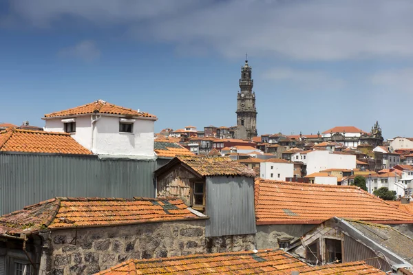 Tjocka Byggnader Med Dominans Apelsin Och Tegel Tak Porto Portugal — Stockfoto