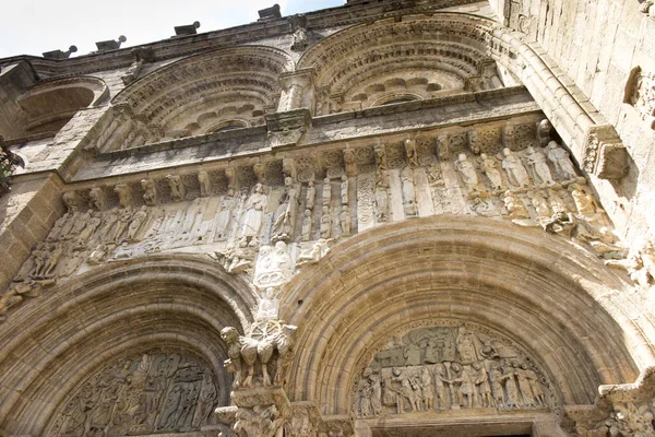 圣地亚哥 Fasade 加利西亚 西班牙 2018年6月14日 西班牙加利西亚圣地亚哥圣詹姆斯大教堂富有装饰的的细节 — 图库照片