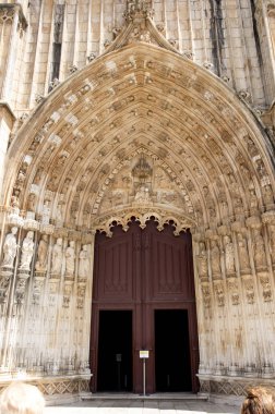 Portekiz Batalha. Manastır bizim için bilinen bütün olarak da Batalha Manastırı Portekizce ve Avrupa mimarisinin en güzel eserleri yanı sıra bir Portekizce Gothic en önemli anıtlar ve Santa Maria da Vitoria.