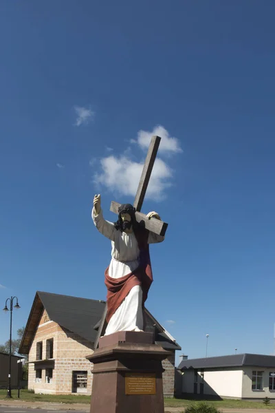 Estatua Cristo Junto Camino Con Una Cruz Wachock Polonia —  Fotos de Stock