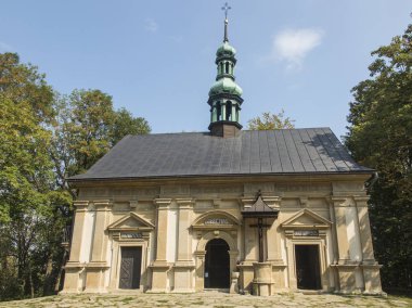 Bir Kalwaria Zebrzydowska Polonya Krakow yakınındaki Marian-tutku kutsal Kalwaria yollardaki Şapel. UNESCO Dünya Miras Listesi.