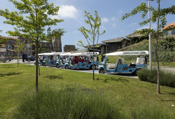 Oporto Portugal Junio 2018 Muchos Taxis Tuk Tuk Con Tres — Foto de Stock