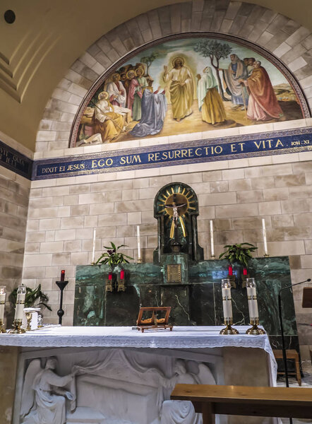 Bethany, Israel July 14, 2015 r .: Mosaic. Bethany Church in commemorating the home of Mari, Martha and Lazarus, Jesus' friends as well as the tomb of Lazarus. Israel
