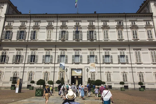 Turin, Italy, June 27, 2019: The Royal Palace of Turin or Palazz — Stock Photo, Image