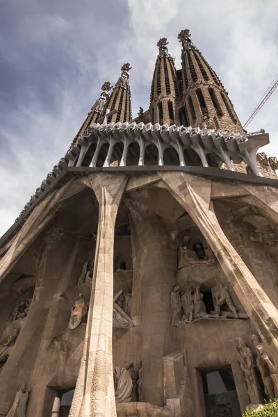 Barcelona, Spain, 22 June 2019: Detail of the facade of the Sagr — Stock Photo, Image