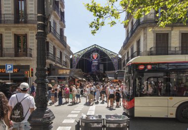 Barselona, İspanya - 22 Haziran 2019: La Boqueria ma girişi
