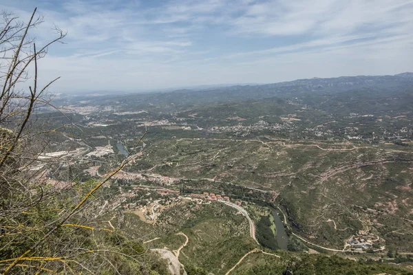 Pohled na okolní prostředí v klášteře Montserrat ve Španělsku, — Stock fotografie