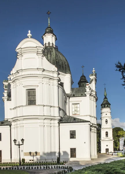 Sanktuarium, Bazylika Najświętszej Maryi Panny w Chełmie w wschodniej Pola — Zdjęcie stockowe