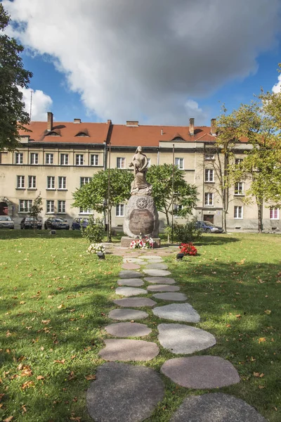 Chelm, Poland, September 14, 2019: Monument commemorating thousa — Stock Photo, Image