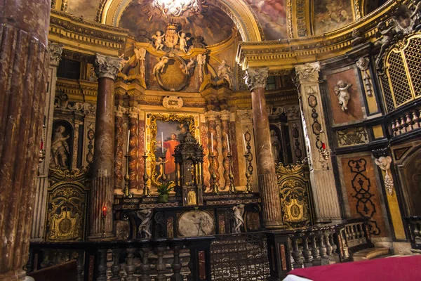 Turín, Itálie, 27. června 2019: Královský kostel sv. Víta. Wawrzyniec in — Stock fotografie