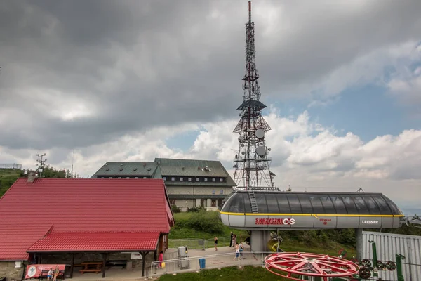 Skrzyczne Polen Juli 2020 Topp Med Turist Vandrarhem Meteorologiska Station — Stockfoto