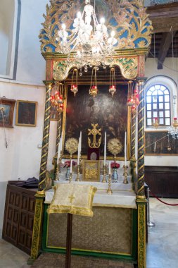 Beytüllahim, Filistin - 28 Ocak 2020: Beytüllahim 'deki İsa' nın Doğumu Bazilikası 'nın yenilenmiş iç kısmı. Duvarlarda mozaikler, sunaklar