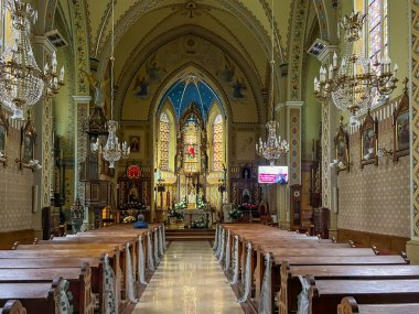 Strachocina, Polonya, 24 Mayıs 2025: Sanok County, Polonya 'da St. Andrew Bobola' nın doğduğu yer olan Strachocina 'daki St. Catherine Kilisesi.