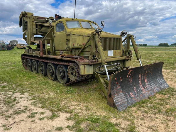 Zalno, Polonya, 11 Mayıs 2025: Eski askeri teçhizat Polonya 'nın Tuchola kenti yakınlarındaki Zalno' daki 
