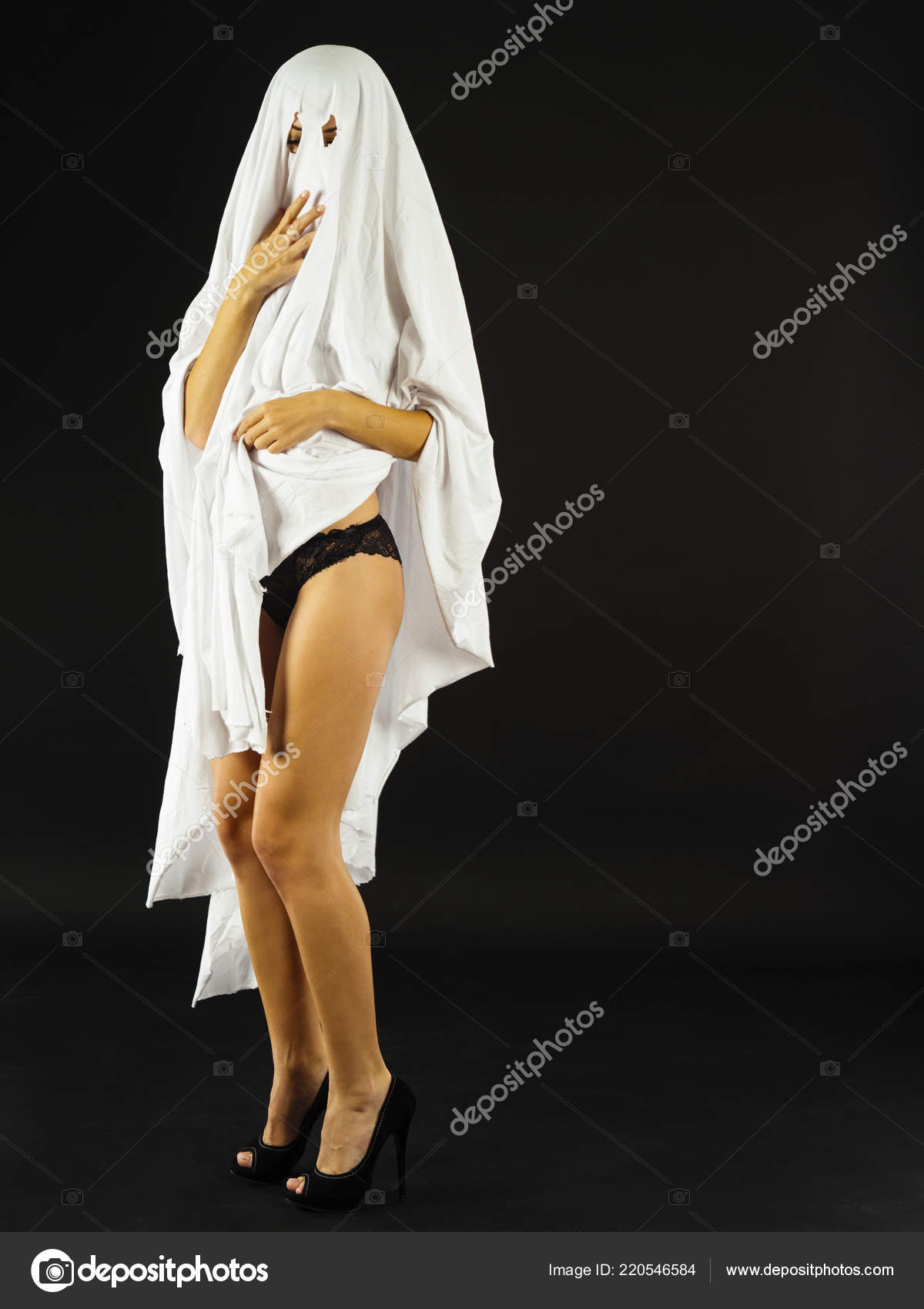 sexy female ghost Big boob hub