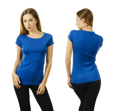 Ön ve arka boş bir mavi gömlek giymiş seksi bir genç kadın fotoğrafı.