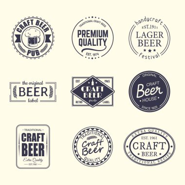 Bira, beermat, bardak altlığı için izole çıkartmaları kümesi